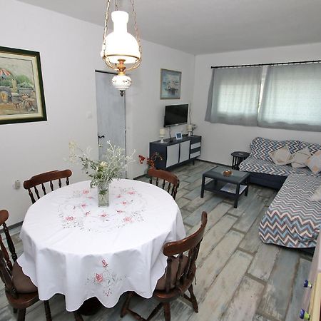 Apartments By The Sea Vinjerac, Zadar - 13811 Posedarje Quarto foto